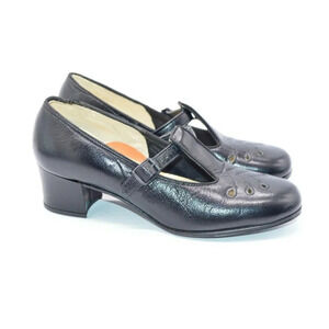 P.W.Minor Orthopedic Black Mary Jane Buckle Heel 7